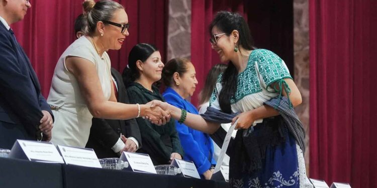 La Universidad Michoacana es grande, es fuerte y se defiende sola: Yarabí Ávila