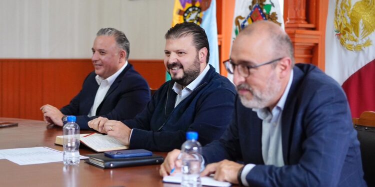 Raúl Zepeda consolida diálogo plural con alcaldes del PAN