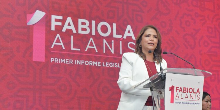 Consolidamos una constitución más humanista: Fabiola Alanís