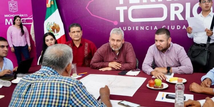 Celebra Reyes Galindo acciones para el bienestar de Múgica