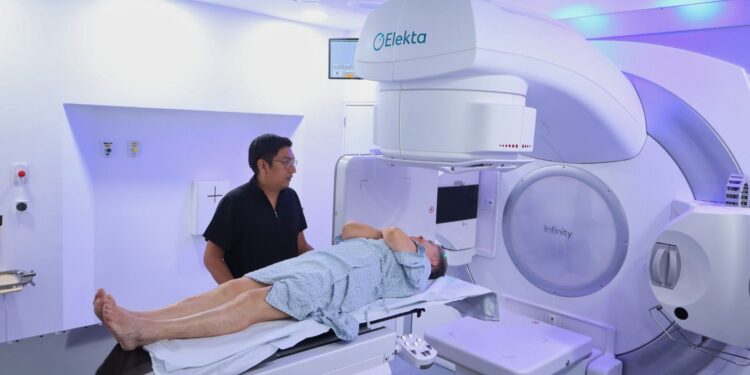 Con tecnología de punta, Michoacán aumenta 150 % la atención contra el cáncer: SSM