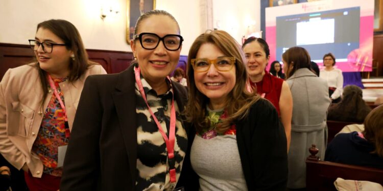 Yarabí Ávila asiste al 4.° Encuentro de Rectoras; muestran unidad y cierran filas