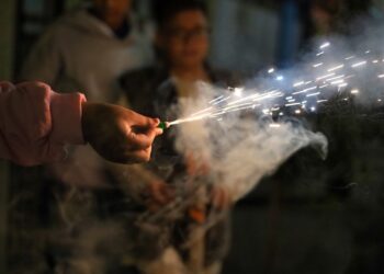 SSM llama a evitar el uso de pirotecnia en las fiestas patrias