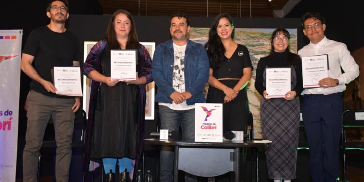 Secum premia a ganadores del concurso literario Palabras de Colibrí 2025