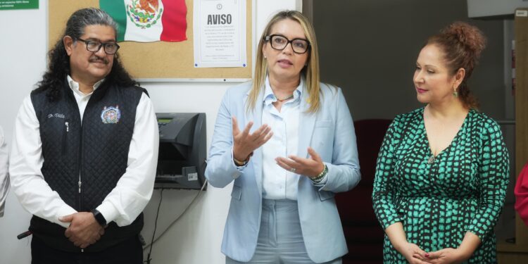 Yarabí Ávila refrenda respaldo a Radio y TV Nicolaita para que se siga fortaleciendo