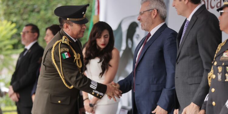 Llama Bedolla a seguir ejemplo de valentía y patriotismo de Niños Héroes