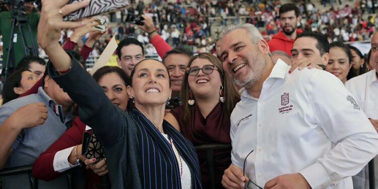 EN MÉXICO, EN 6 AÑOS, SALIERON DE LA POBREZA 13.5 MILLONES DE PERSONAS, UNA NOTICIA QUE CIMBRÓ AL MUNDO: PRESIDENTA CLAUDIA SHEINBAUM