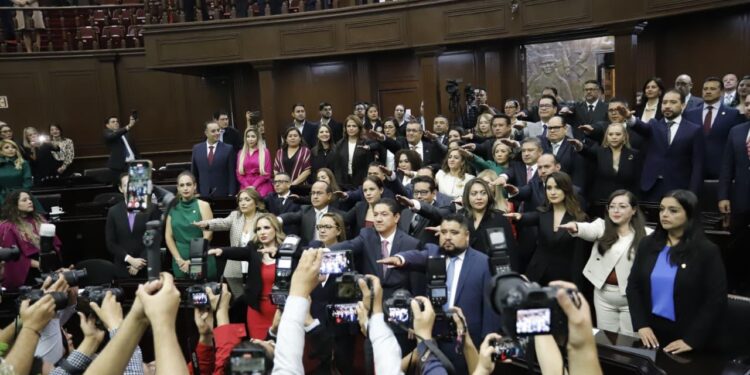 76 Legislatura tomó protesta a 109 nuevas personas juzgadoras representantes del Poder Judicial