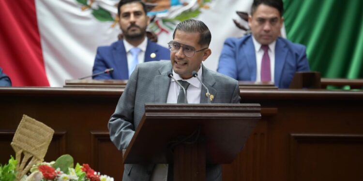 Vocación de servicio regirá el trabajo del GPPRD, remarca Conrado Paz al iniciar Segundo Año Legislativo