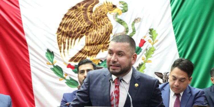 Vocación de servicio regirá el trabajo del GPPRD, remarca Conrado Paz al iniciar Segundo Año Legislativo