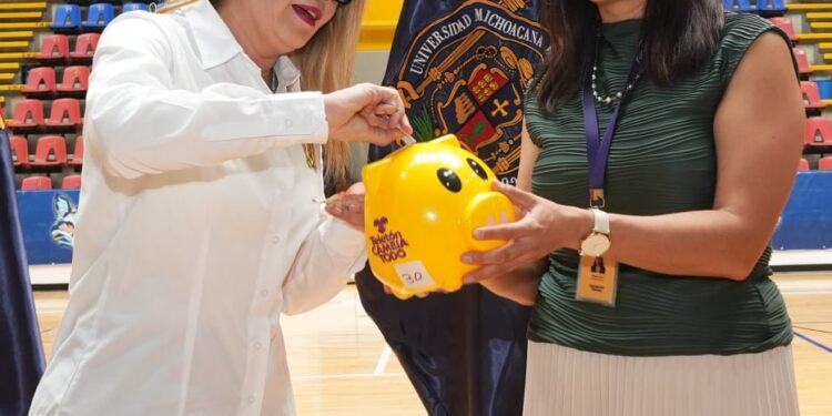 A ser embajadores del buen hacer invita Yarabí Ávila a estudiantes nicolaitas; UMSNH y CRIT suman fuerzas