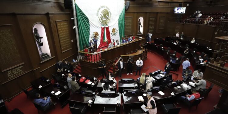 Avala 76 Legislatura reforma constitucional para que Senado ratifique grados superiores de la Guardia Nacional
