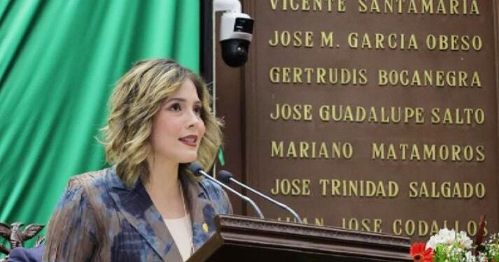 Impulsa Brissa Arroyo creación del Observatorio Ciudadano Legislativo