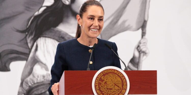 Anuncia Presidenta Claudia Sheinbaum inversión inicial de 10 mil MDP en apoyos directos a damnificados por las lluvias