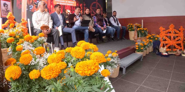 Michoacán invita al mundo a vivir la magia de la Noche de Muertos