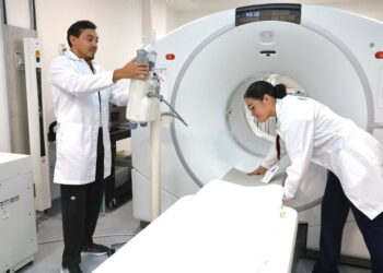 Nuevo equipo facilita detección del cáncer y optimiza el tratamiento: SSM