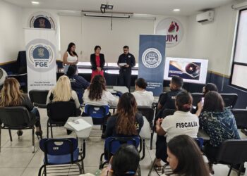 FGE fortalece capacidades del personal en investigación con perspectiva de género