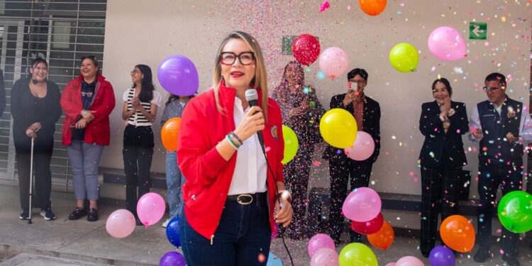 A reforzar estrategias para su crecimiento profesional, se compromete Yarabí Ávila con estudiantes de Seguridad Pública