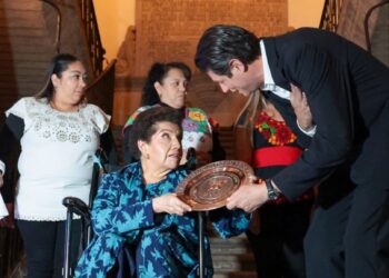 Alfonso Martínez destaca valor de la gastronomía michoacana