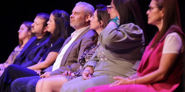 Reconoce Bedolla a artistas ganadores del Premio Eréndira 2025