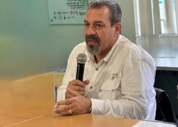 Secma expone efectividad del Guardián Forestal ante ambientalistas de Michoacán