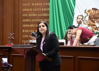 Reconoce 76 Legislatura a Margarita Arriaga Pierres con la Condecoración “Merito al Turismo Michoacano” 2025