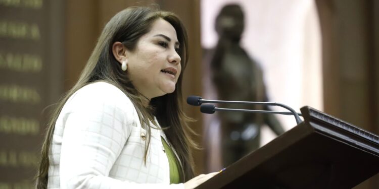 Tras aprobación de reforma a la Ley para la Atención de los Migrantes, Jaqueline Avilés remarca respaldo al sector
