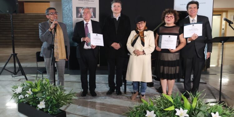 Concertistas de Bellas Artes se presentan en la Cámara de Diputados