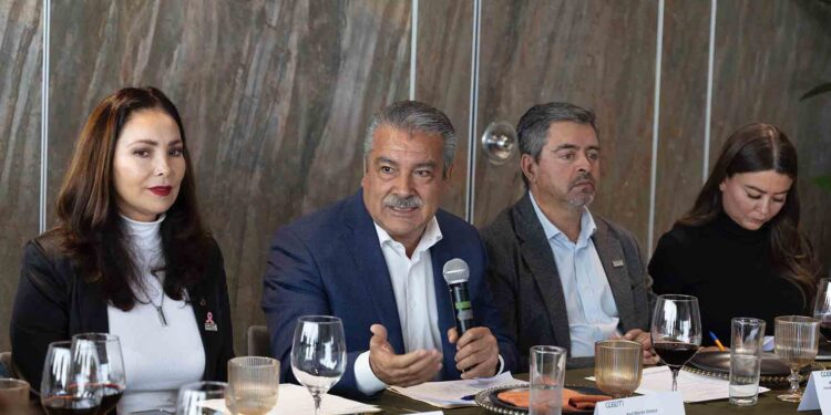 Morón y sector empresarial avanzarán en unidad por el desarrollo de Michoacán