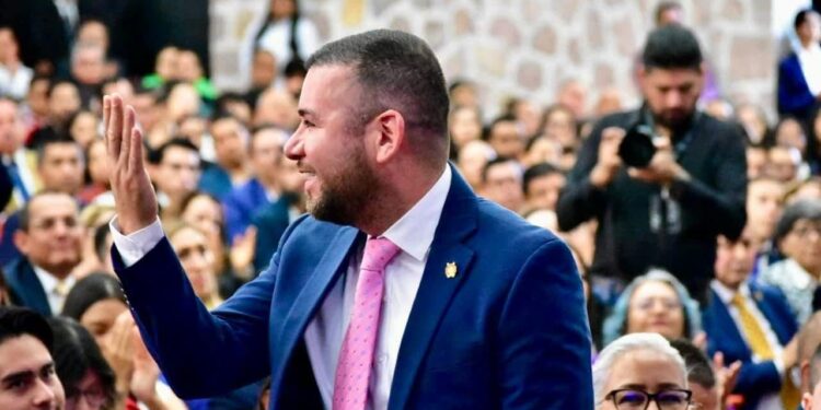 Felicita Reyes Galindo a UMSNH por 108 años de historia humanista