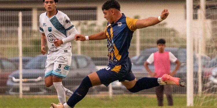 Atlético Morelia-UMSNH derrotó al sublíder