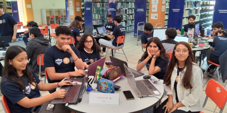 Estudiantes Conalep ganan segundo lugar en concurso tecnológico