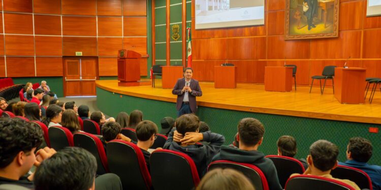 Las personas juzgadoras debemos ser un ejemplo social, actuar con principios de legalidad, imparcialidad y ética: Hugo Gama