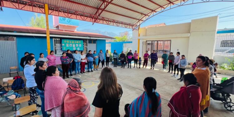 FGE promueve la crianza positiva y los derechos de la niñez en la comunidad de Acachuén