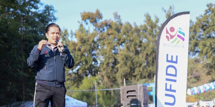 Motiva IMCUFIDE a cientos de morelianos con activación física