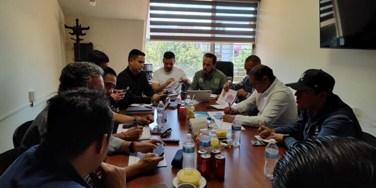 Yankel Benítez sostiene reunión intermunicipal de coordinación para el operativo de Día de Muertos