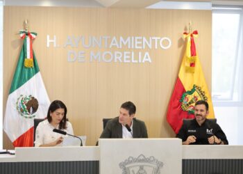 Gobierno de Alfonso Martínez da certeza jurídica a vecinos de El Terrero