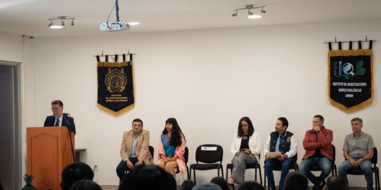 Buscan acercar la ciencia a la sociedad, inauguran la Tercera Semana de la Divulgación Científica del IIQB