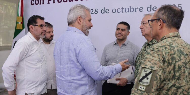 Refuerzan seguridad en región Apatzingán; acuerdan Bedolla, Harfuch y Defensa