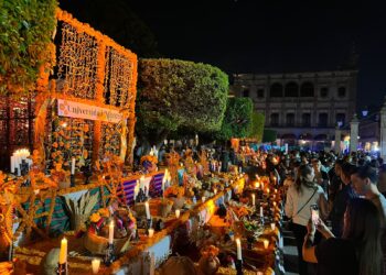 Gran afluencia turística en Morelia, previo a la celebración de Día de Muertos*
