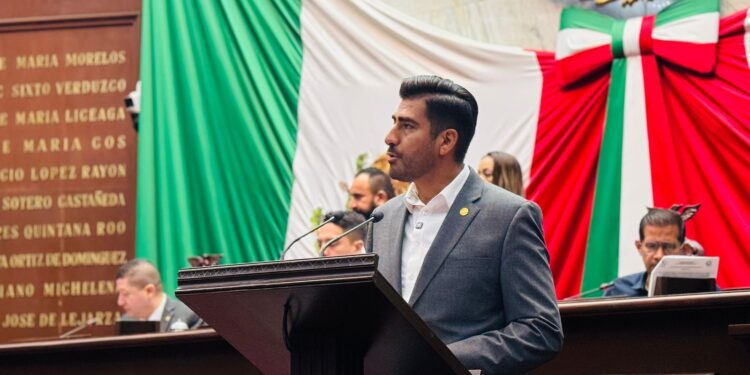 Impulsa Poncho Chávez reforma para reconocer y proteger el trabajo de cuidado a personas con discapacidad