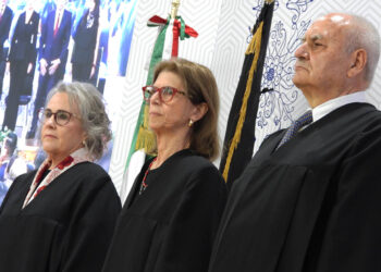 La Universidad Michoacana reactiva el Honoris Causa y celebra autonomía con enfoque social y político