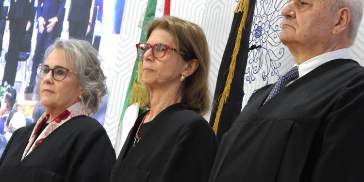 La Universidad Michoacana reactiva el Honoris Causa y celebra autonomía con enfoque social y político