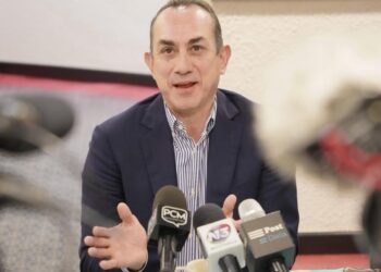 Semigrante busca honrar a connacionales que fortalecen sus comunidades de origen