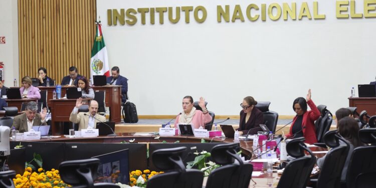 Resuelve INE 128 Procedimientos Ordinarios Sancionadores