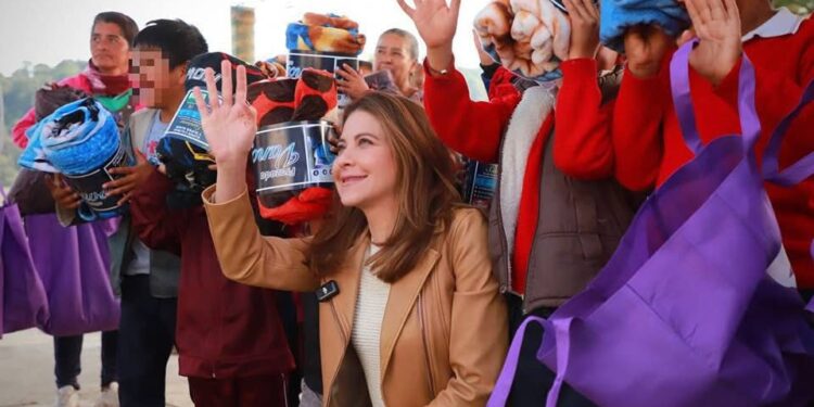 Paola Delgadillo invita a abrigar al municipio con la colecta ‘Cobijemos Morelia 2025’