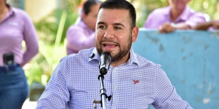 Parque agroindustrial en La Huacana y presas en la Tierra Caliente, ideales para plan Michoacán: Reyes Galindo