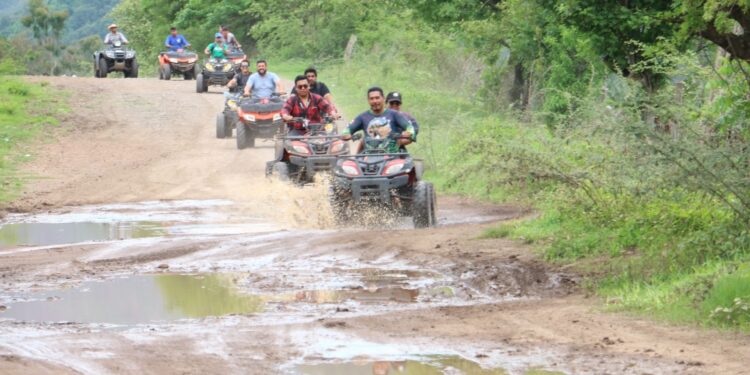 Etúcuaro, cuna del mezcal en Michoacán y ejemplo de desarrollo turístico