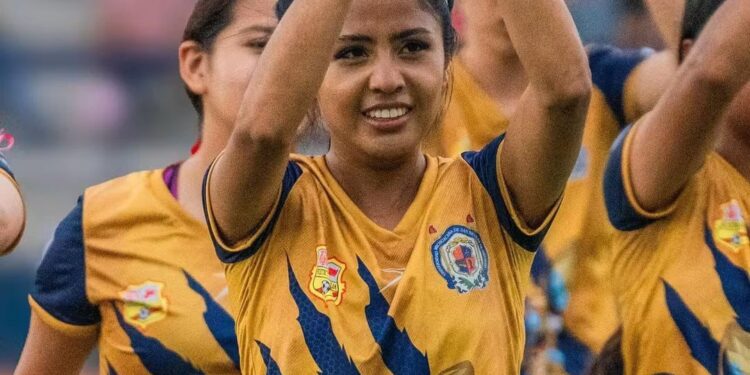 La jugadora nicolaita, Adriana Ramírez lidera la tabla de goleo del Grupo 5 de la Liga TDP Femenil