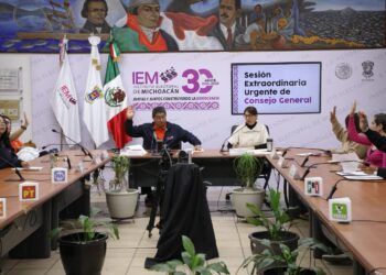 Aprueba el IEM otorgamiento de incentivos al personal del Servicio Profesional Electoral Nacional